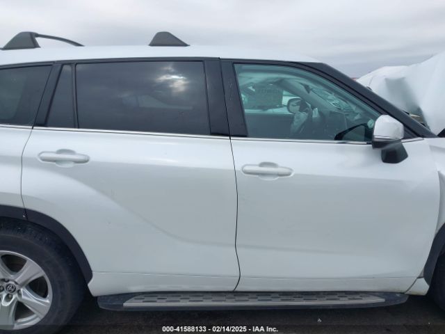 5TDCZRAH8NS539983 Toyota Highlander L