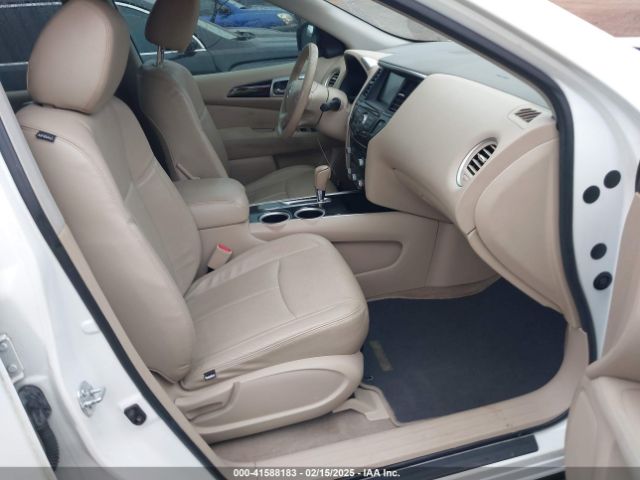5N1AR2MNXEC692930 Nissan Pathfinder Sv