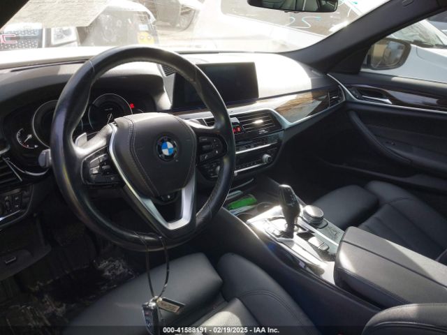 2019 BMW 530I WBAJA7C52KWW48938 Photo 4