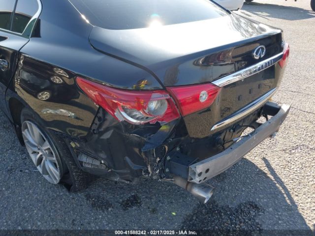 JN1BV7AP2FM358381 Infiniti Q50 Premium
