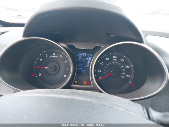 KMHTC6ADXHU318331 Hyundai Veloster Value Edition
