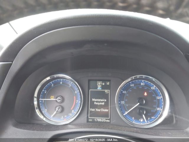 5YFBURHEXHP635830 Toyota COROLLA SE
