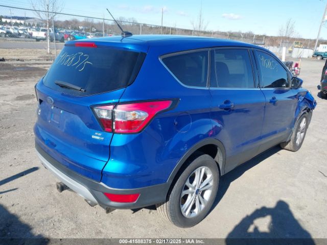 1FMCU9GD5HUD34250 Ford ESCAPE SE