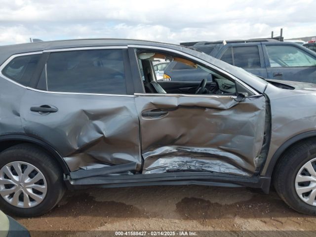 5N1AT2MT7LC763496 Nissan Rogue S Fwd
