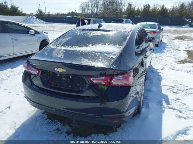1G1ZD5ST8LF111857 Chevrolet Malibu Fwd Lt