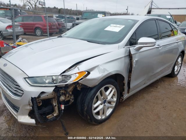 3FA6P0HD2ER185839 Ford FUSION SE