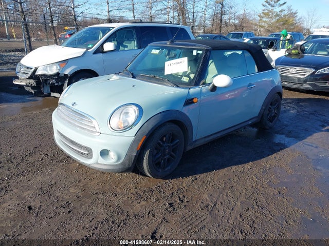 2013 MINI CONVERTIBLE WMWZN3C50DT568963 Photo 1