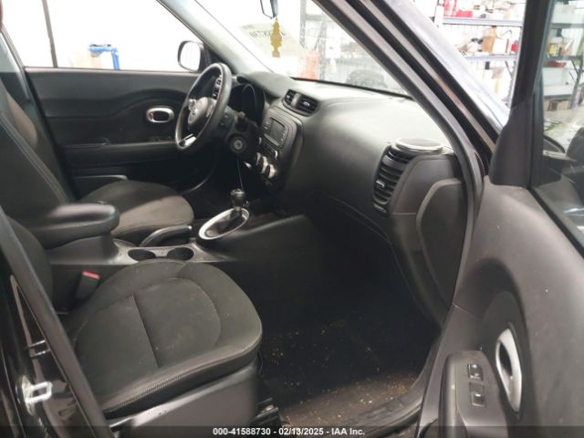 KNDJN2A21G7395471 KIA Soul