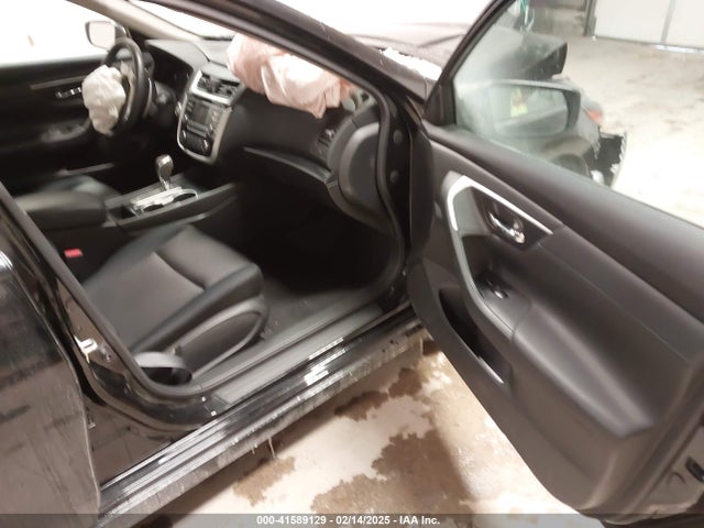 1N4AL3APXJC109001 Nissan Altima 2.5 Sr