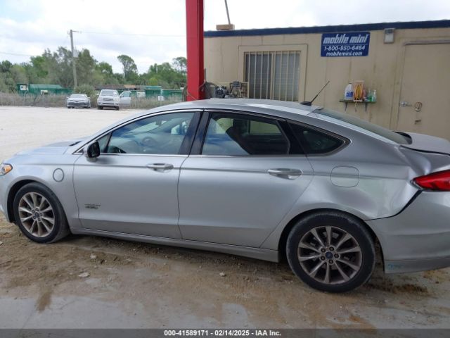 3FA6P0PU6HR128095 Ford Fusion Energi Se Luxury