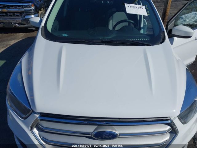 1FMCU9GD8JUB68294 Ford ESCAPE SE