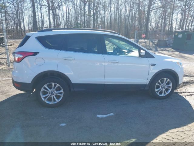 1FMCU9GD8JUB68294 Ford ESCAPE SE
