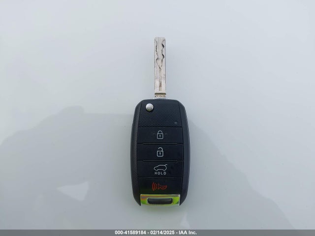KIA Soul 2017 KNDJN2A2XH7501563 Image 11