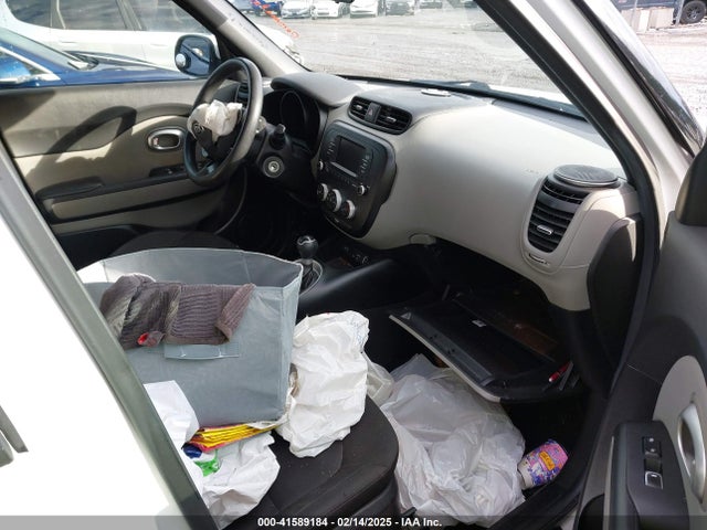 KIA Soul 2017 KNDJN2A2XH7501563 Image 5