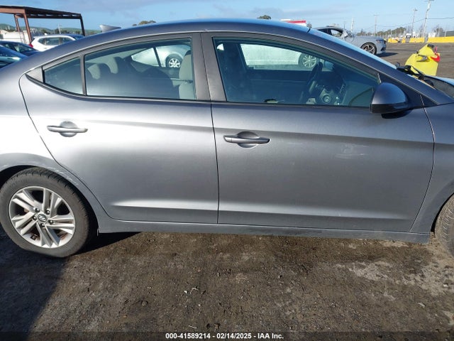 Hyundai ELANTRA SEL 2019 5NPD84LF0KH413060 Image 13