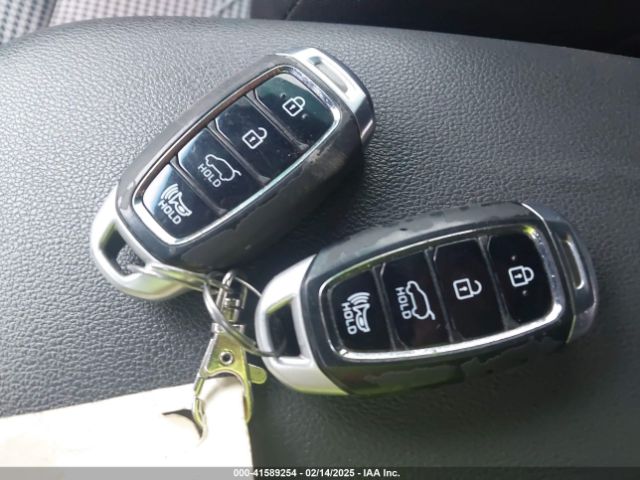 KM8K63A5XMU691471 Hyundai Kona Night