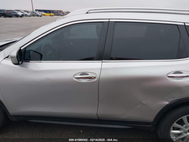 JN8AT2MT9LW032799 Nissan Rogue S Fwd