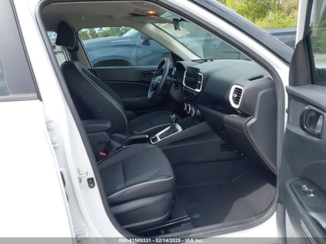 KMHRC8A33PU215490 Hyundai Venue Limited