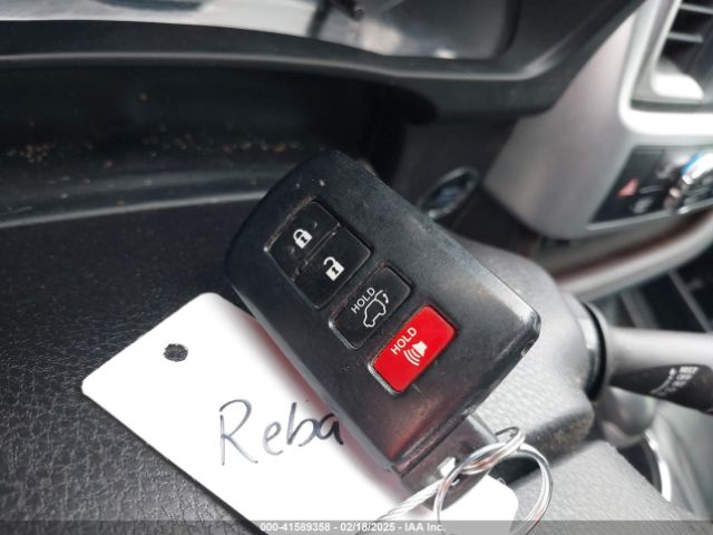 5TDKKRFH4FS113556 Toyota Highlander Xle V6