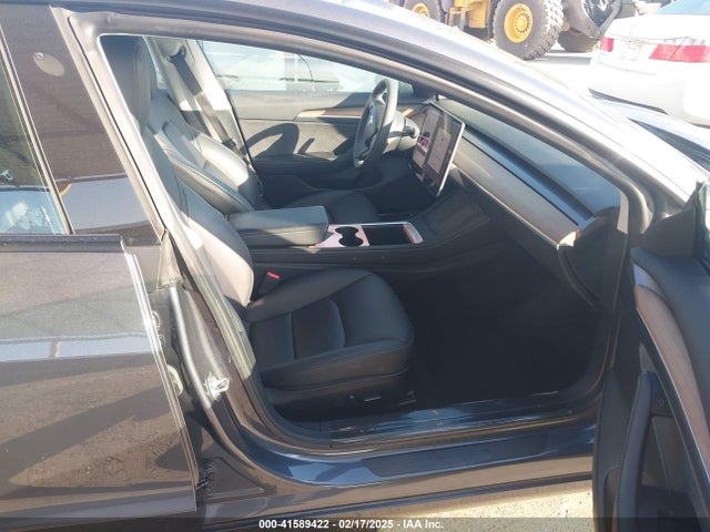 2023 TESLA MODEL 3 5YJ3E1EA5PF697201 Photo 4