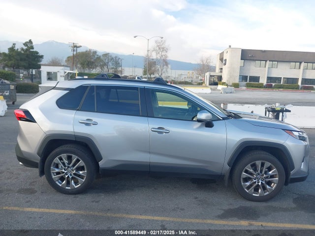 Toyota Rav4 Xle Premium 2024 JTMC1RFV1RJ026910 Image 13