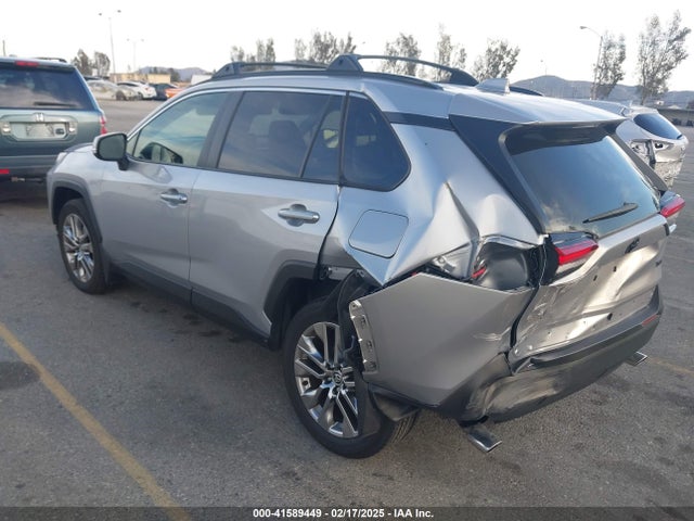 Toyota Rav4 Xle Premium 2024 JTMC1RFV1RJ026910 Image 3