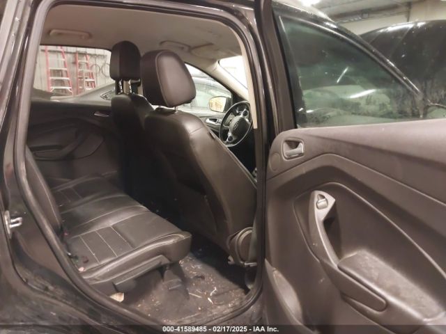 1FMCU9J91EUB77574 Ford Escape Titanium