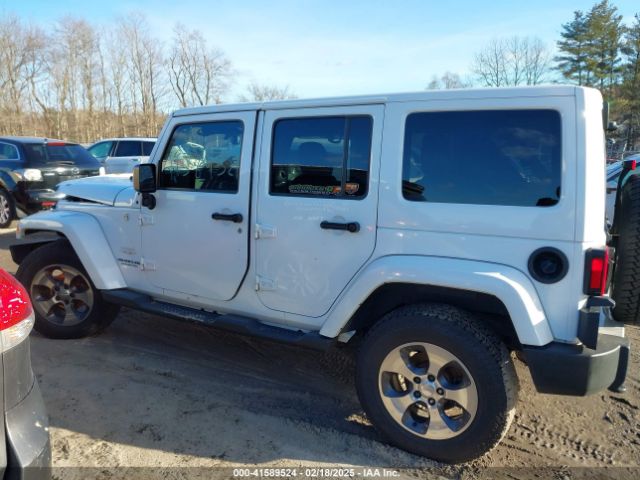 1C4BJWEG3FL546524 Jeep Wrangler Unlimited Sahara