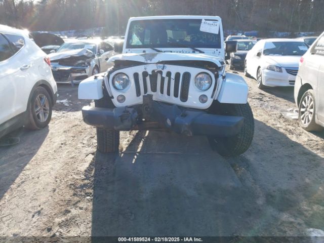 1C4BJWEG3FL546524 Jeep Wrangler Unlimited Sahara