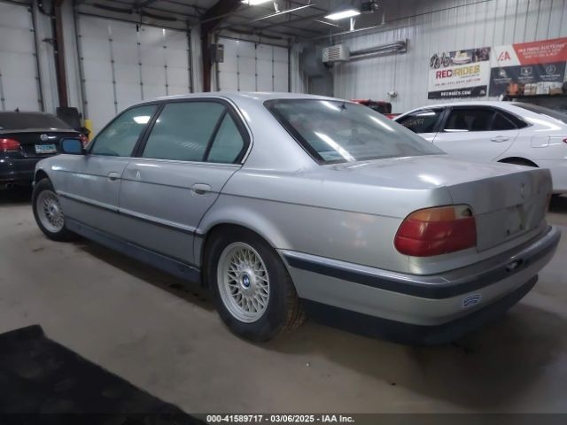 1995 BMW 740 WBAGJ6321SDH32922 Photo 2
