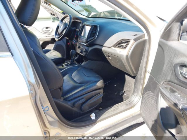 1C4PJLCB2EW269101 Jeep Cherokee Latitude
