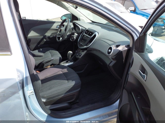 1G1JD5SG8J4123418 Chevrolet Sonic Lt Auto