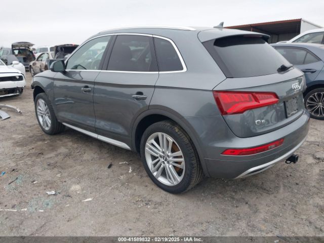 WA1CNAFY8J2123840 Audi Q5 2.0t Premium