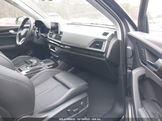 WA1CNAFY8J2123840 Audi Q5 2.0t Premium