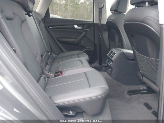 WA1CNAFY8J2123840 Audi Q5 2.0t Premium
