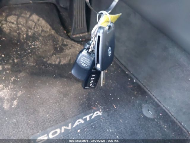 5NPEG4JA9LH037510 Hyundai SONATA SE