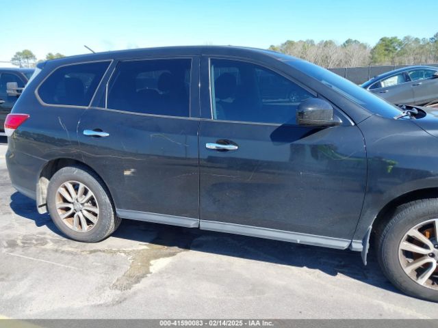5N1AR2MNXFC621566 Nissan Pathfinder S