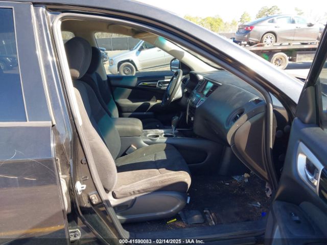 5N1AR2MNXFC621566 Nissan Pathfinder S