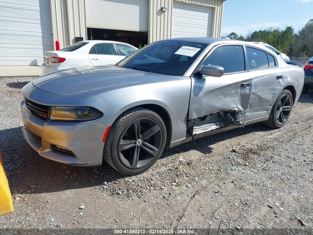 2C3CDXHG5JH121037 Dodge Charger Sxt Plus Rwd