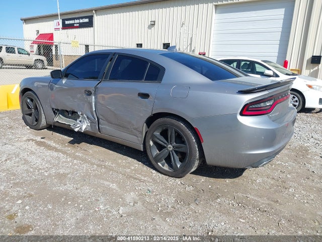 2C3CDXHG5JH121037 Dodge Charger Sxt Plus Rwd