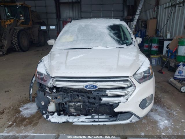 1FMCU9HD1JUB01566 Ford ESCAPE SEL