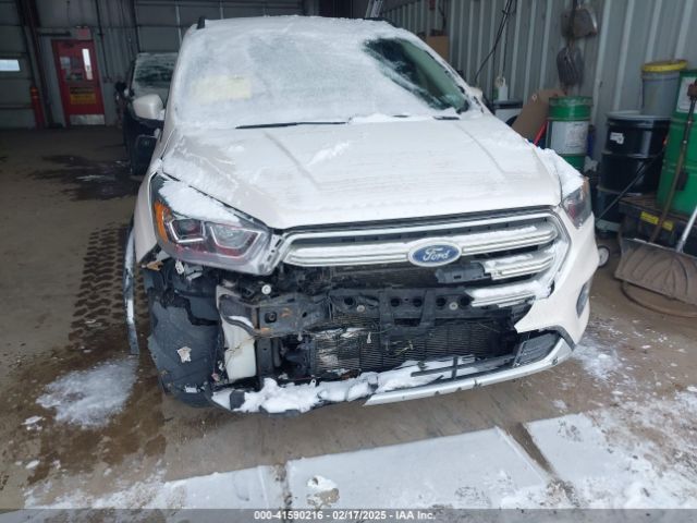 1FMCU9HD1JUB01566 Ford ESCAPE SEL