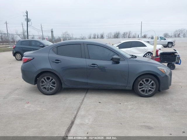 3MYDLBYV2KY520151 Toyota YARIS LE