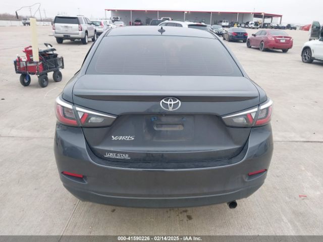 3MYDLBYV2KY520151 Toyota YARIS LE
