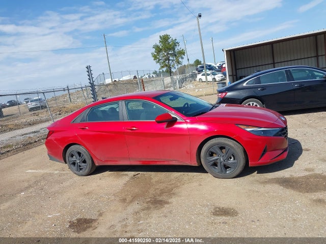 Hyundai ELANTRA SEL 2023 5NPLM4AG1PH104126 Image 13