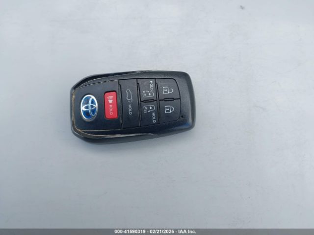 2024 TOYOTA SIENNA 5TDJSKFC7RS116348 Photo 10