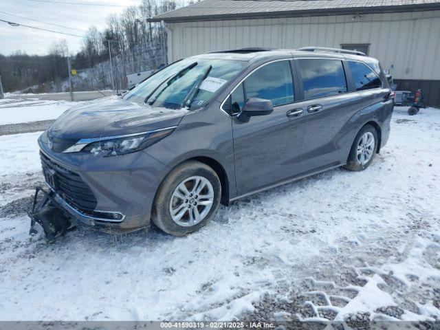 2024 TOYOTA SIENNA 5TDJSKFC7RS116348 Photo 1