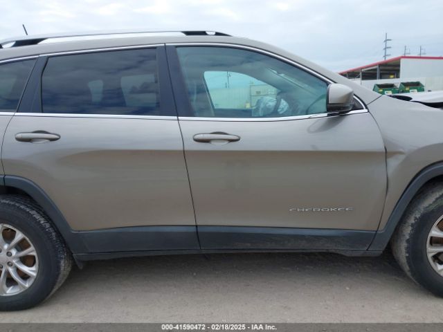 1C4PJMCB2KD347681 Jeep Cherokee Latitude 4x4