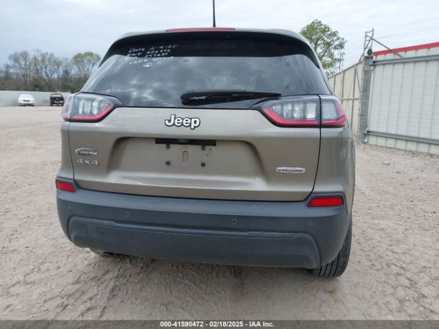 1C4PJMCB2KD347681 Jeep Cherokee Latitude 4x4