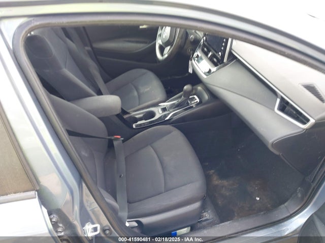 5YFEPMAE7MP180639 Toyota COROLLA LE